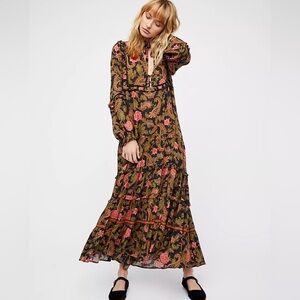 Floral Maxi Dress - Black and Pink